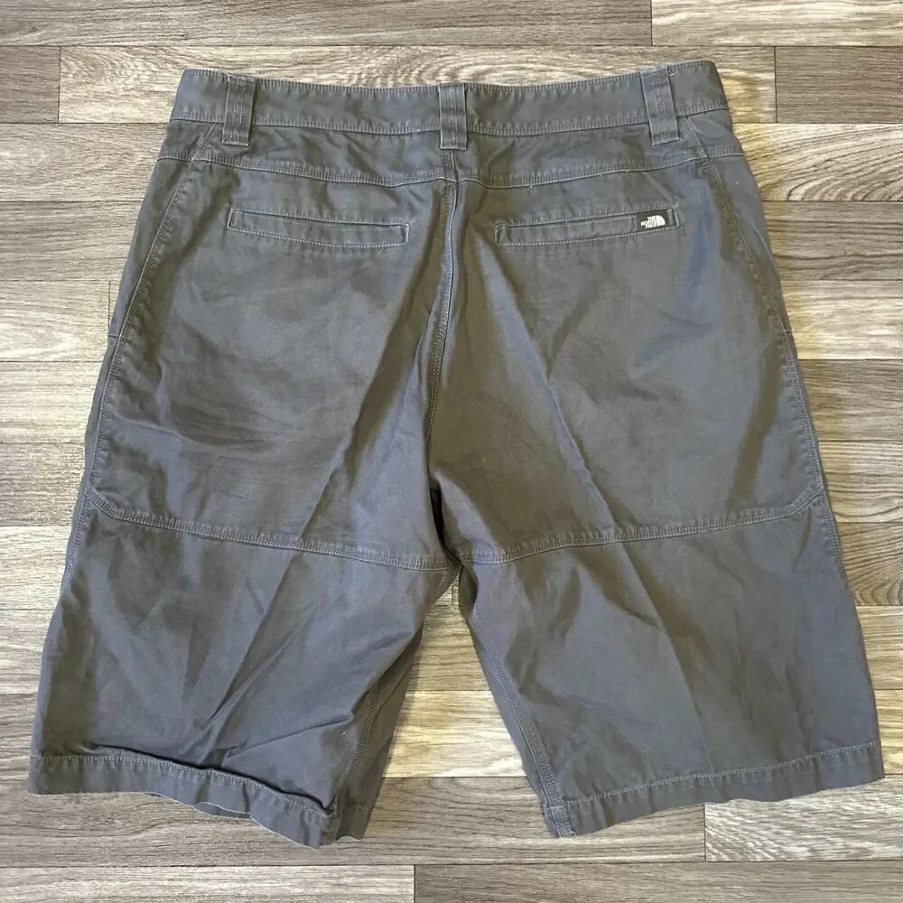 The North Face Gray Hiking Shorts Men’s Size Large 34 Lightweight Pockets